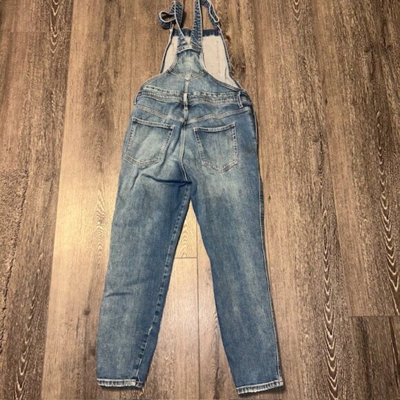 Old Navy Womens Blue Straight Leg Overalls Denim Jeans Size 10 Slight Distressed - Picture 6 of 8